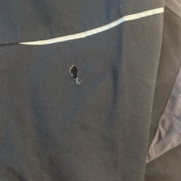 Men’s NorthFace lightweight shell - Picture 12 of 12